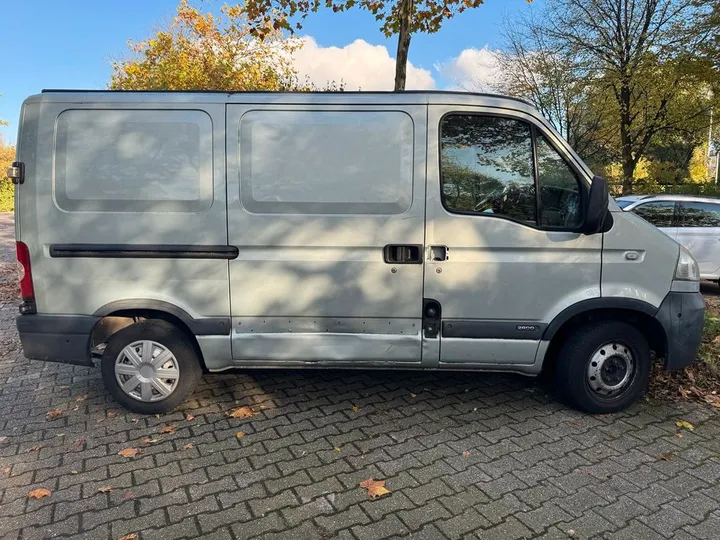 Opel Movano