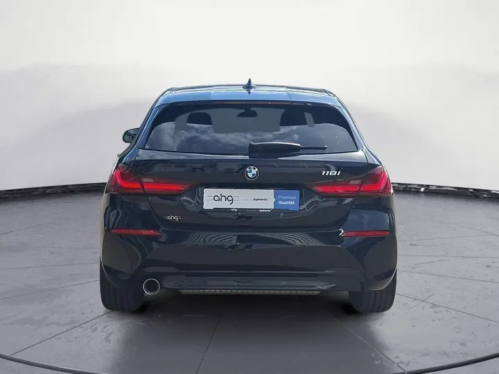 BMW 118