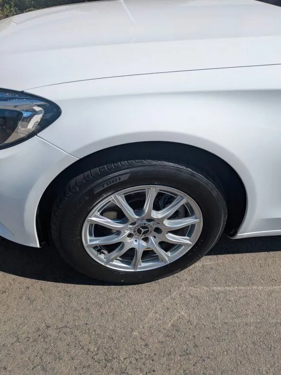 Mercedes-Benz C 180