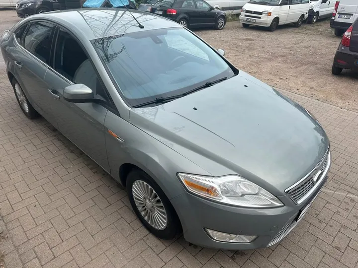 Ford Mondeo