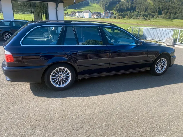 BMW 520