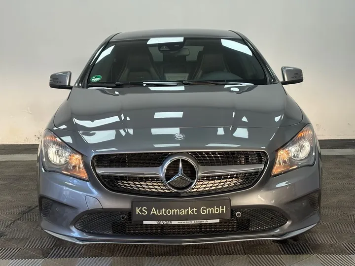 Mercedes-Benz CLA 220