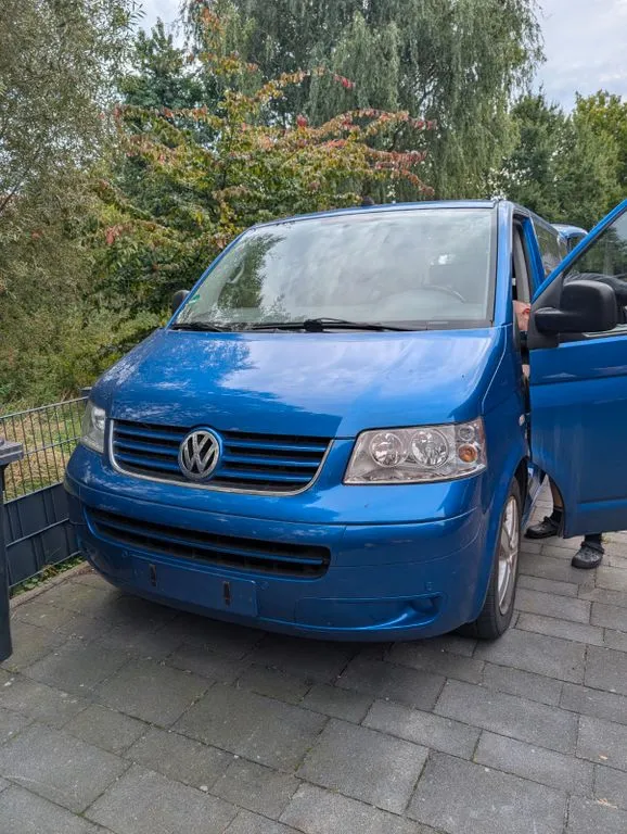 Volkswagen T5 Caravelle