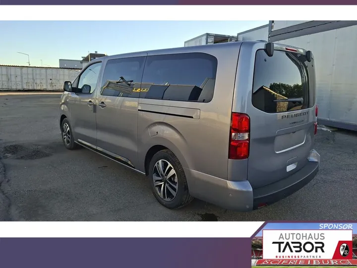 Peugeot Traveller