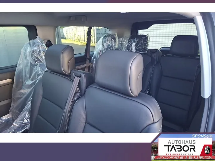 Peugeot Traveller