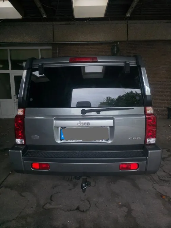 Jeep Commander