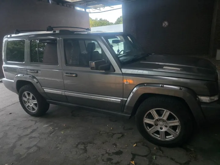 Jeep Commander