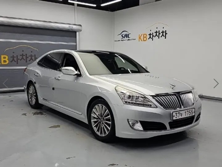 Hyundai Equus
