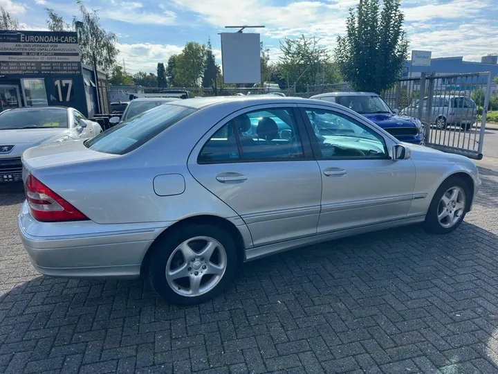 Mercedes-Benz C 180