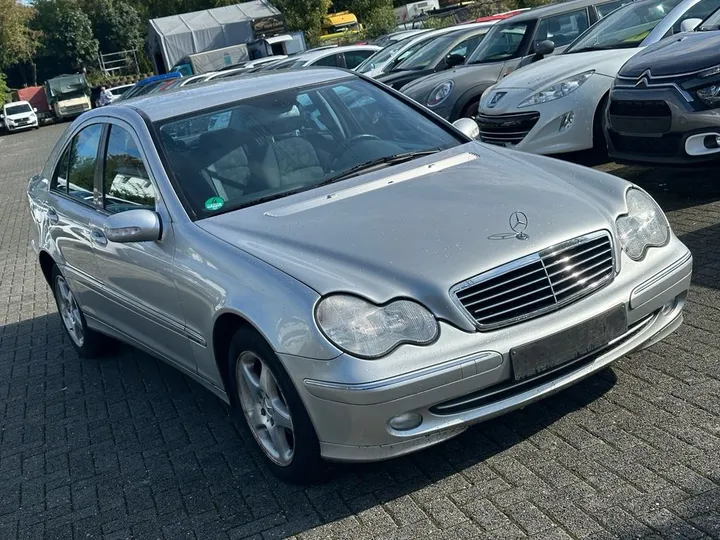 Mercedes-Benz C 180