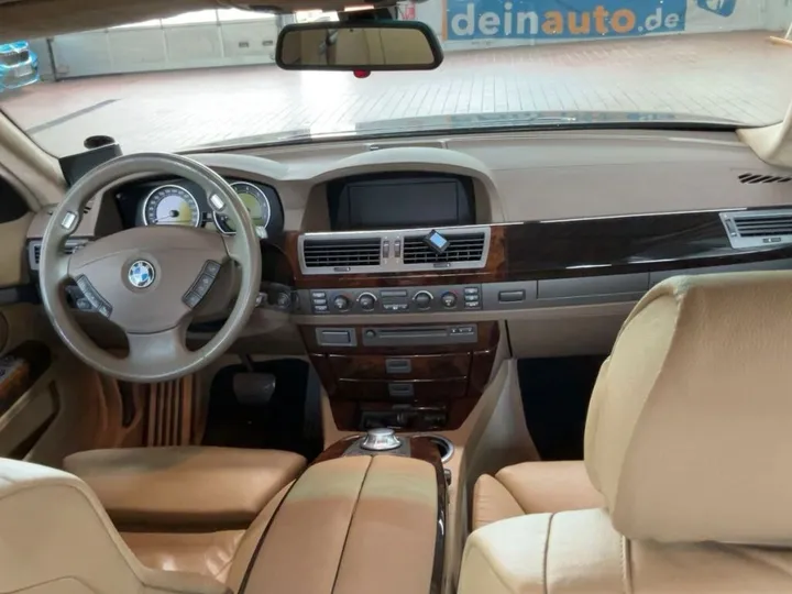 BMW 760