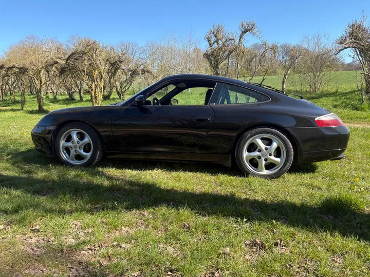 Porsche 996