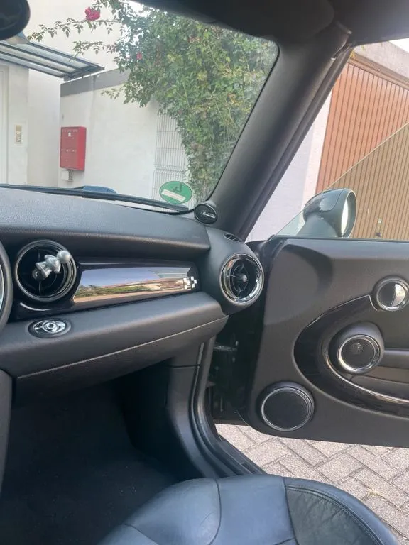 MINI John Cooper Works Cabrio