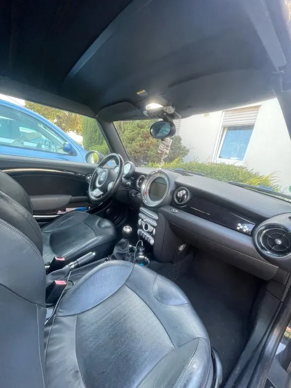 MINI John Cooper Works Cabrio