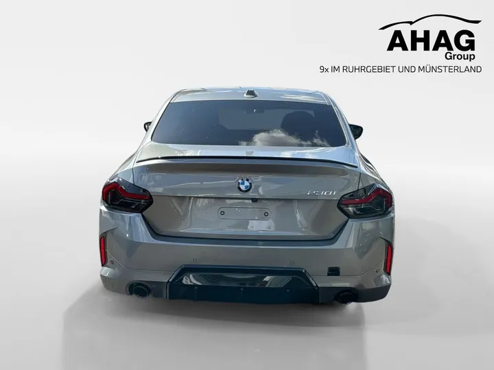 BMW 230