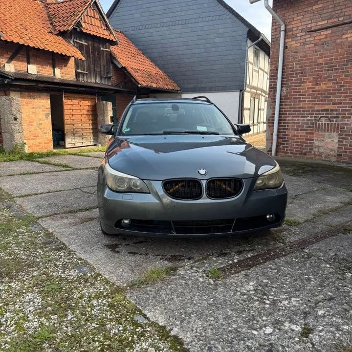 BMW 525