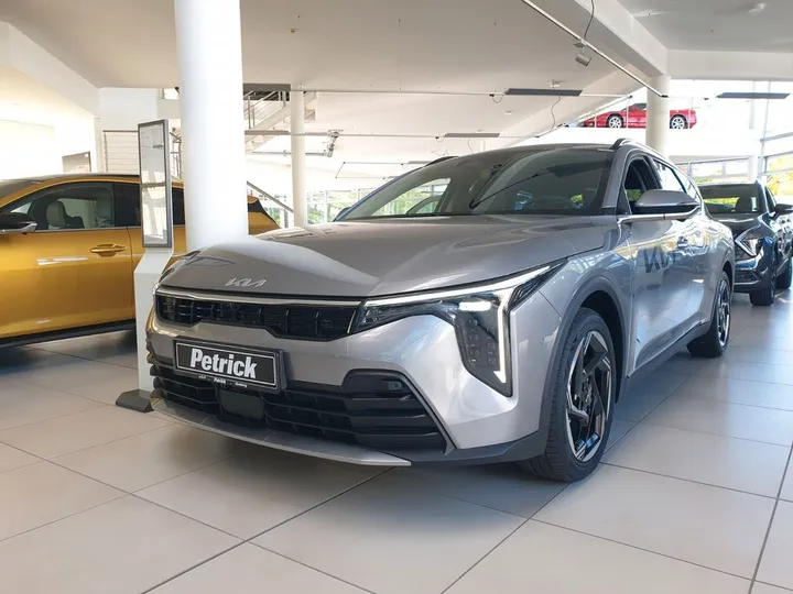Kia K4