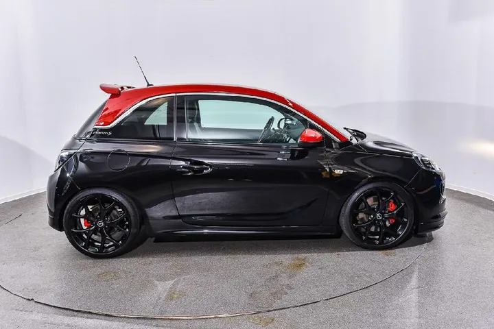 Opel Adam