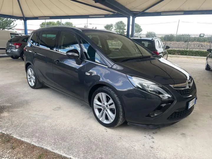 Opel Zafira Tourer