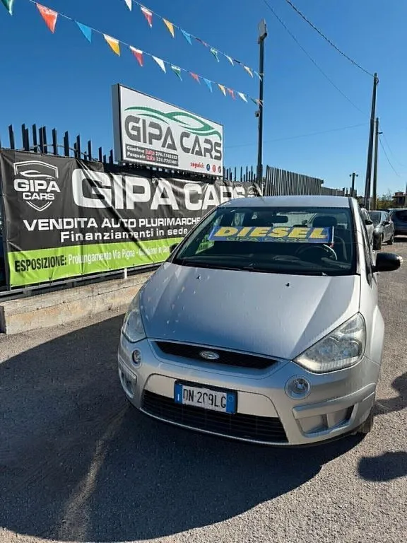 Ford S-Max