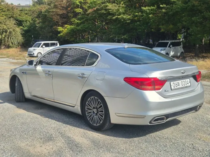 Kia K9