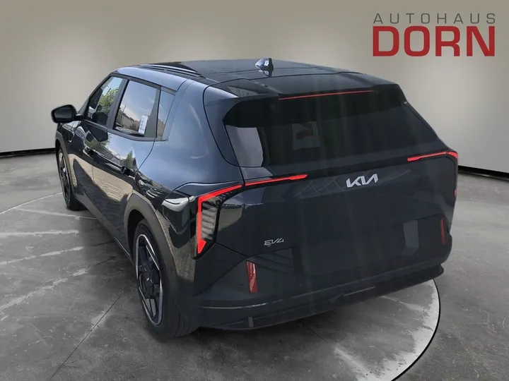 Kia EV4
