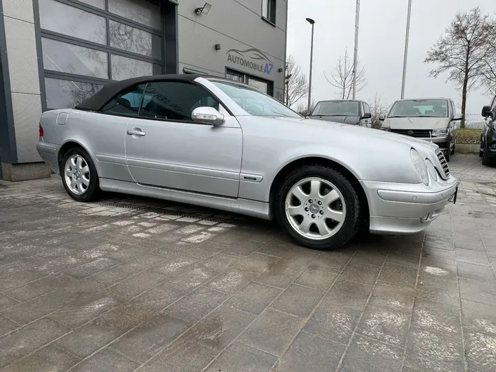 Mercedes-Benz CLK 200