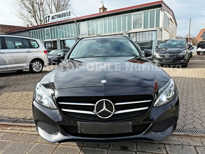 Mercedes-Benz C 220