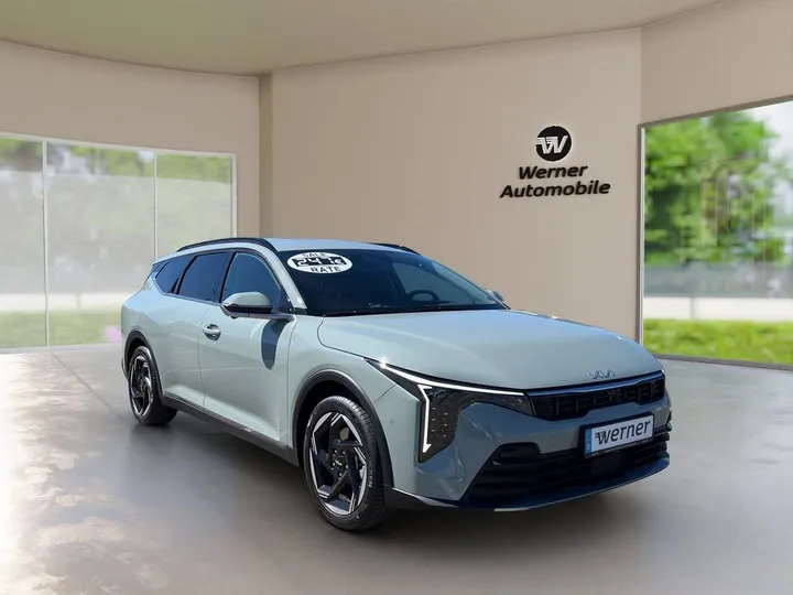 Kia K4