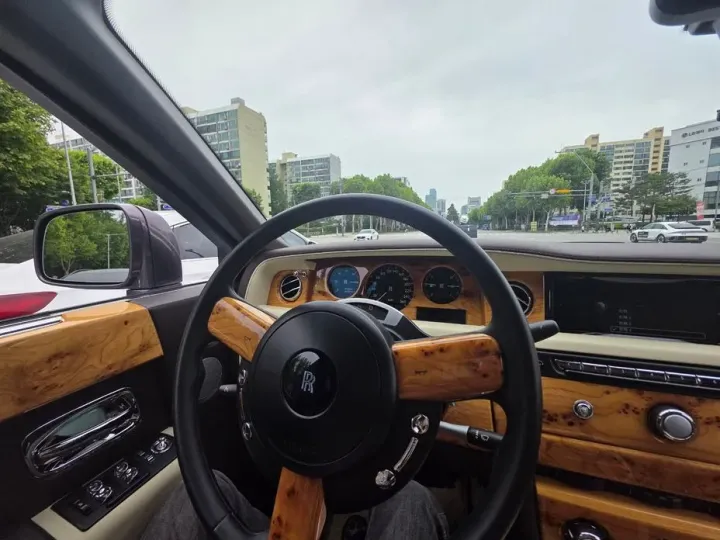 Rolls-Royce Phantom