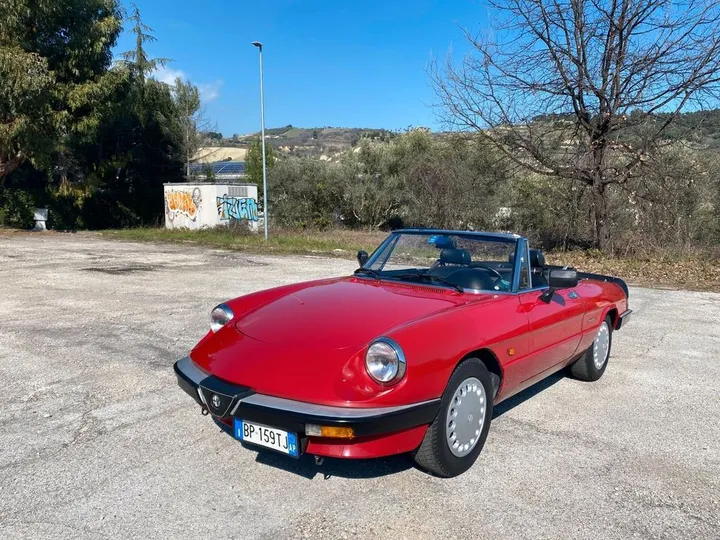 Alfa Romeo Spider