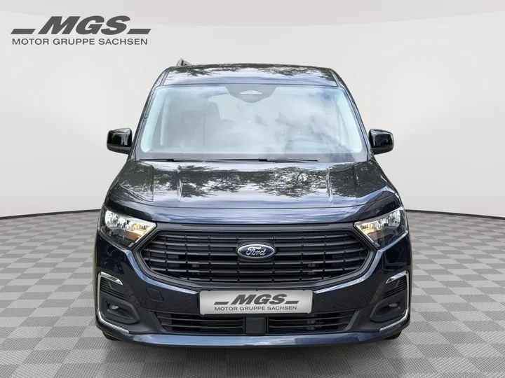 Ford Grand Tourneo