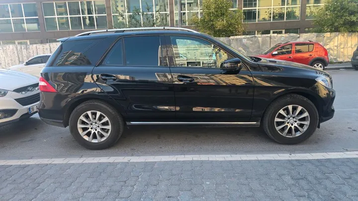 Mercedes-Benz ML 250