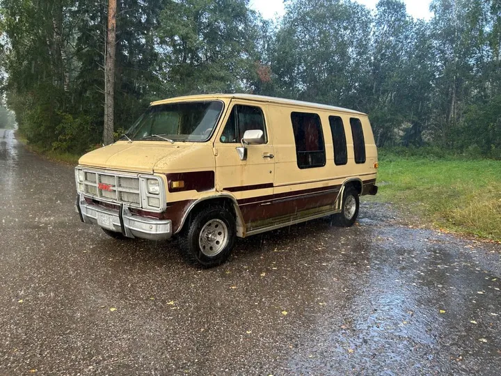 Chevrolet Chevy Van