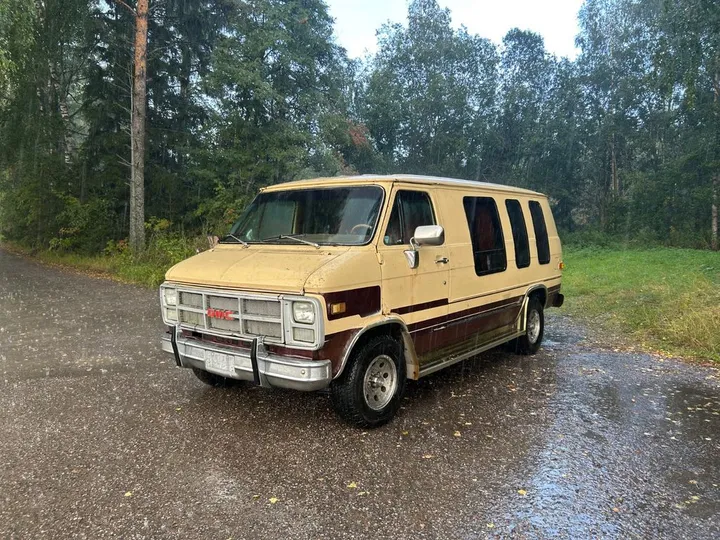 Chevrolet Chevy Van