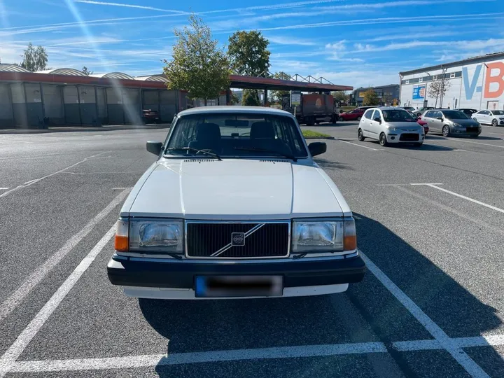 Volvo 240