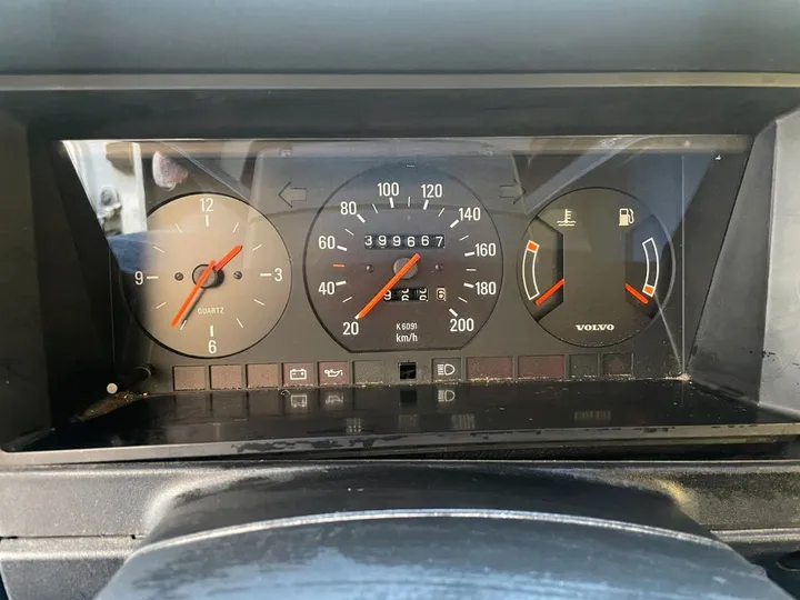 Volvo 240