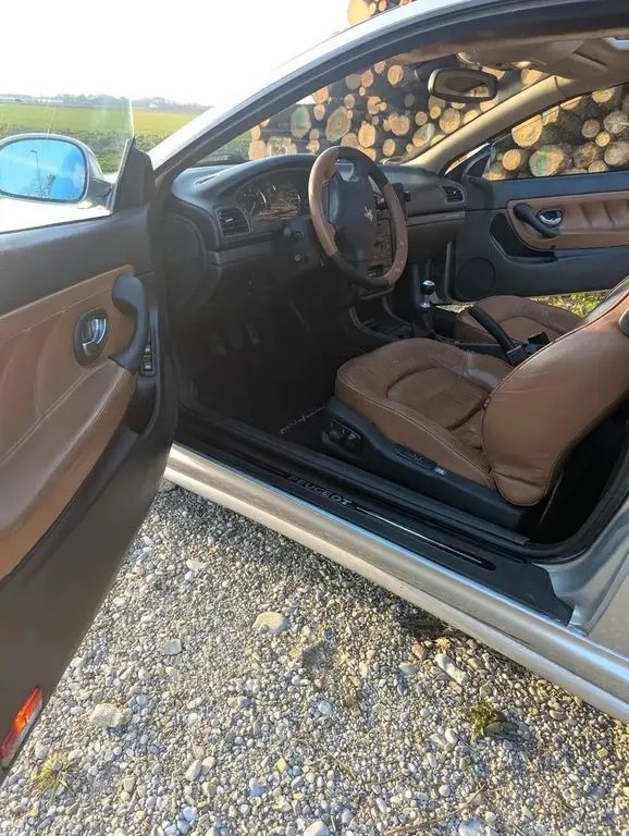 Peugeot 406