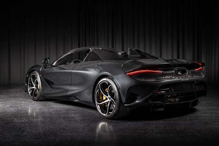 McLaren 750S