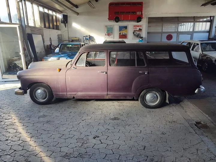 Mercedes-Benz 190