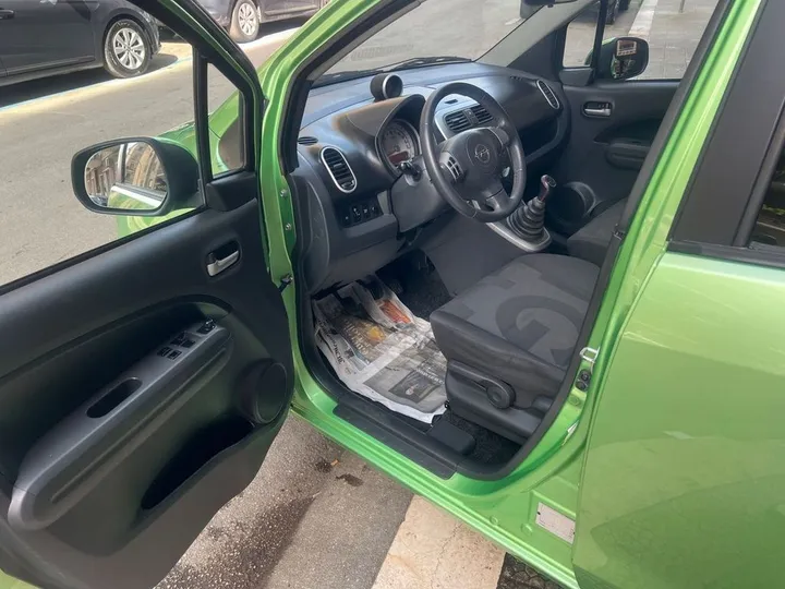 Opel Agila