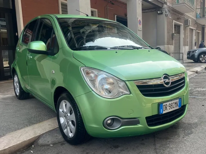 Opel Agila