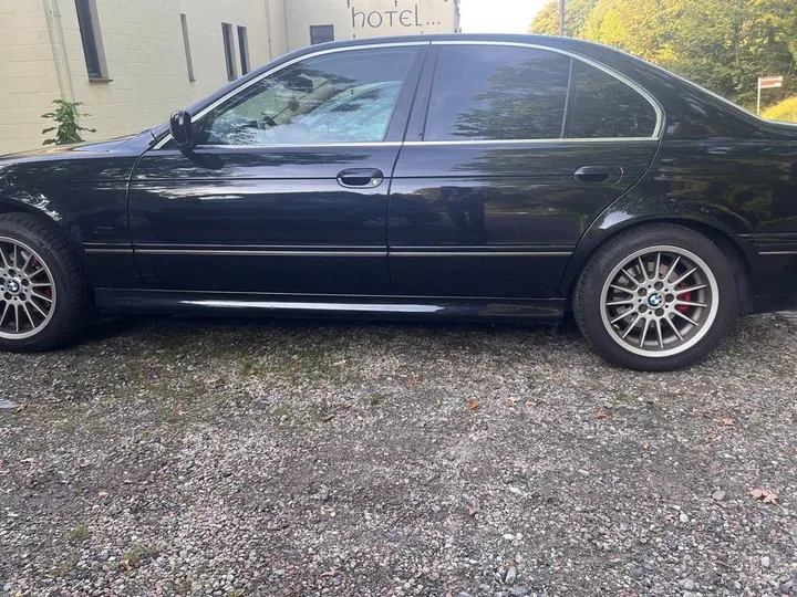 BMW 520