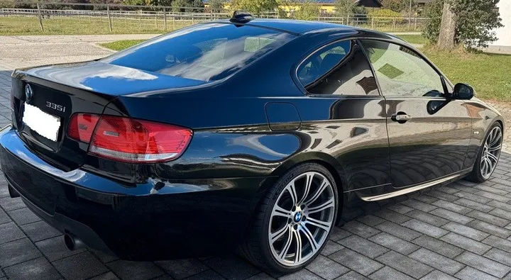BMW 335
