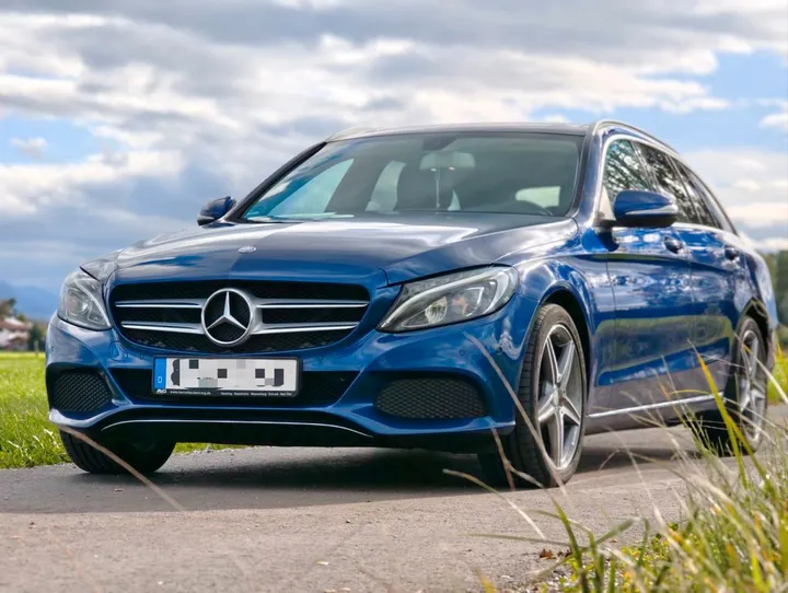 Mercedes-Benz C 220