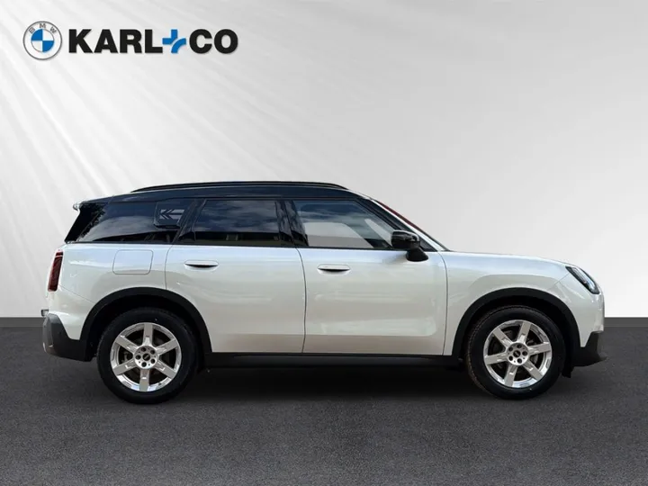 MINI Countryman D (Cooper)