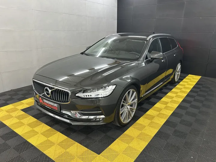 Volvo V90