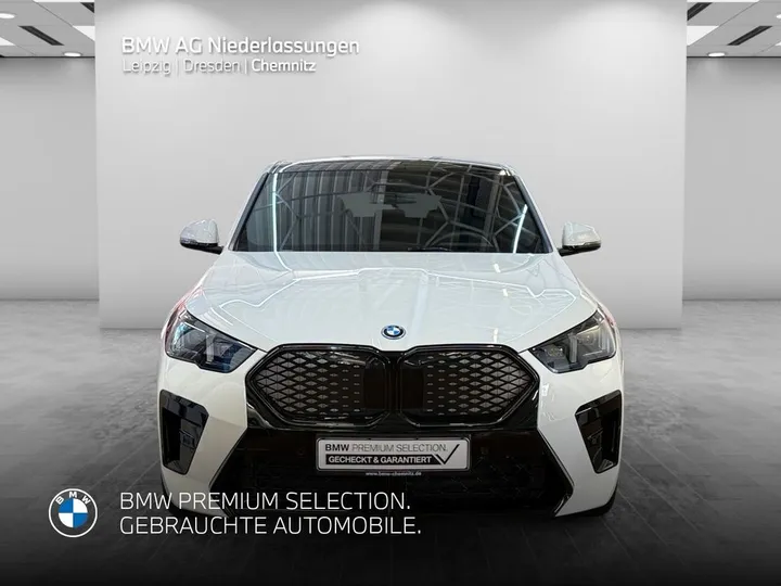 BMW iX2
