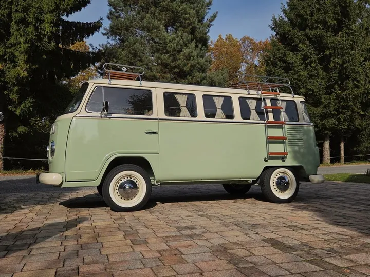 Volkswagen T2