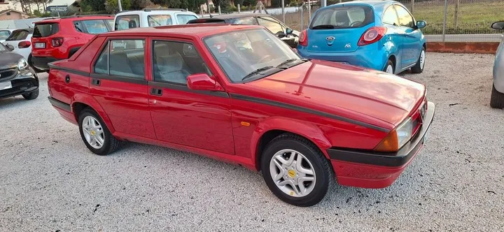 Alfa Romeo 75